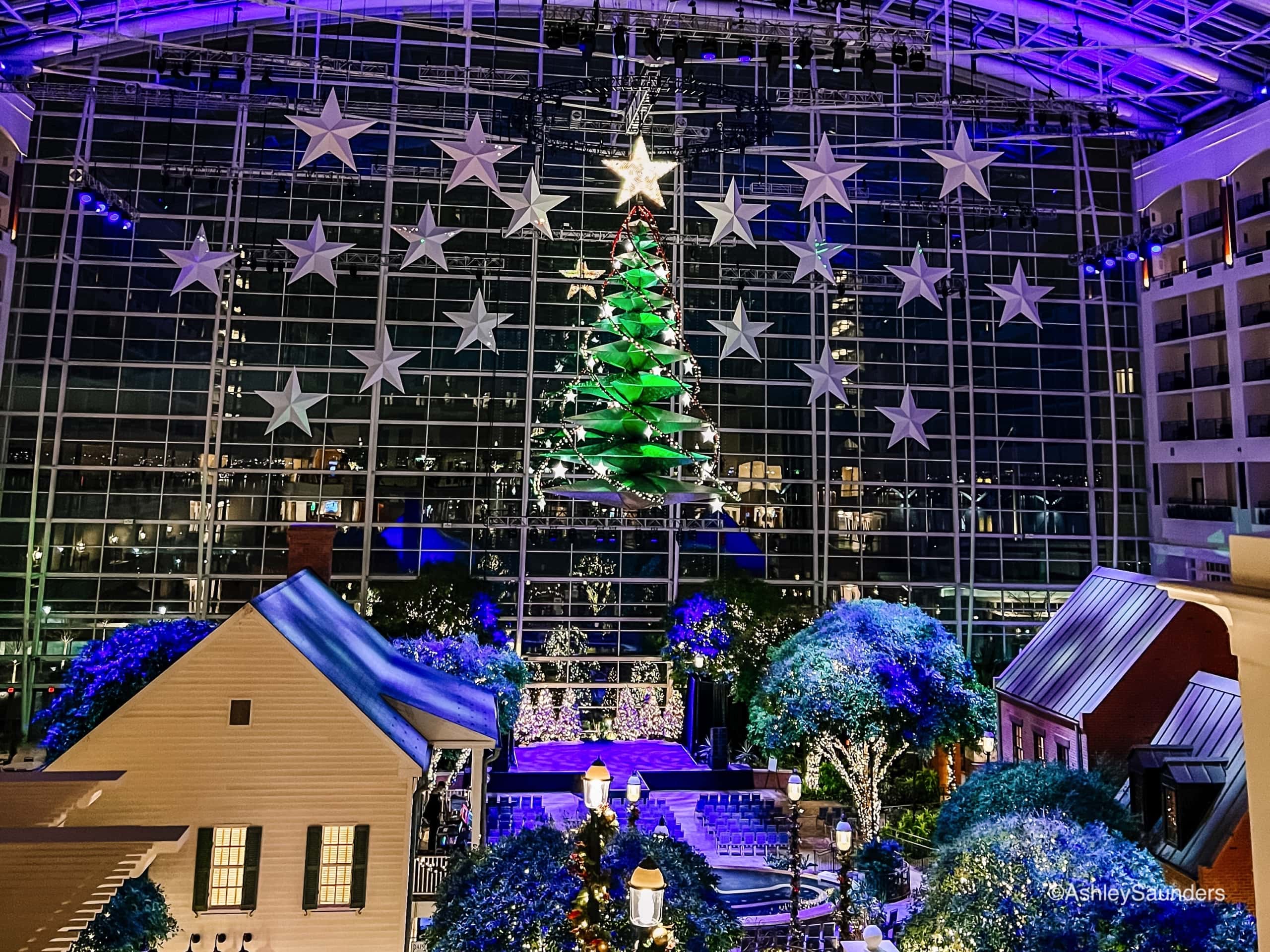 5 Reasons To Experience Christmas On The Potomac At Gaylord National 2021