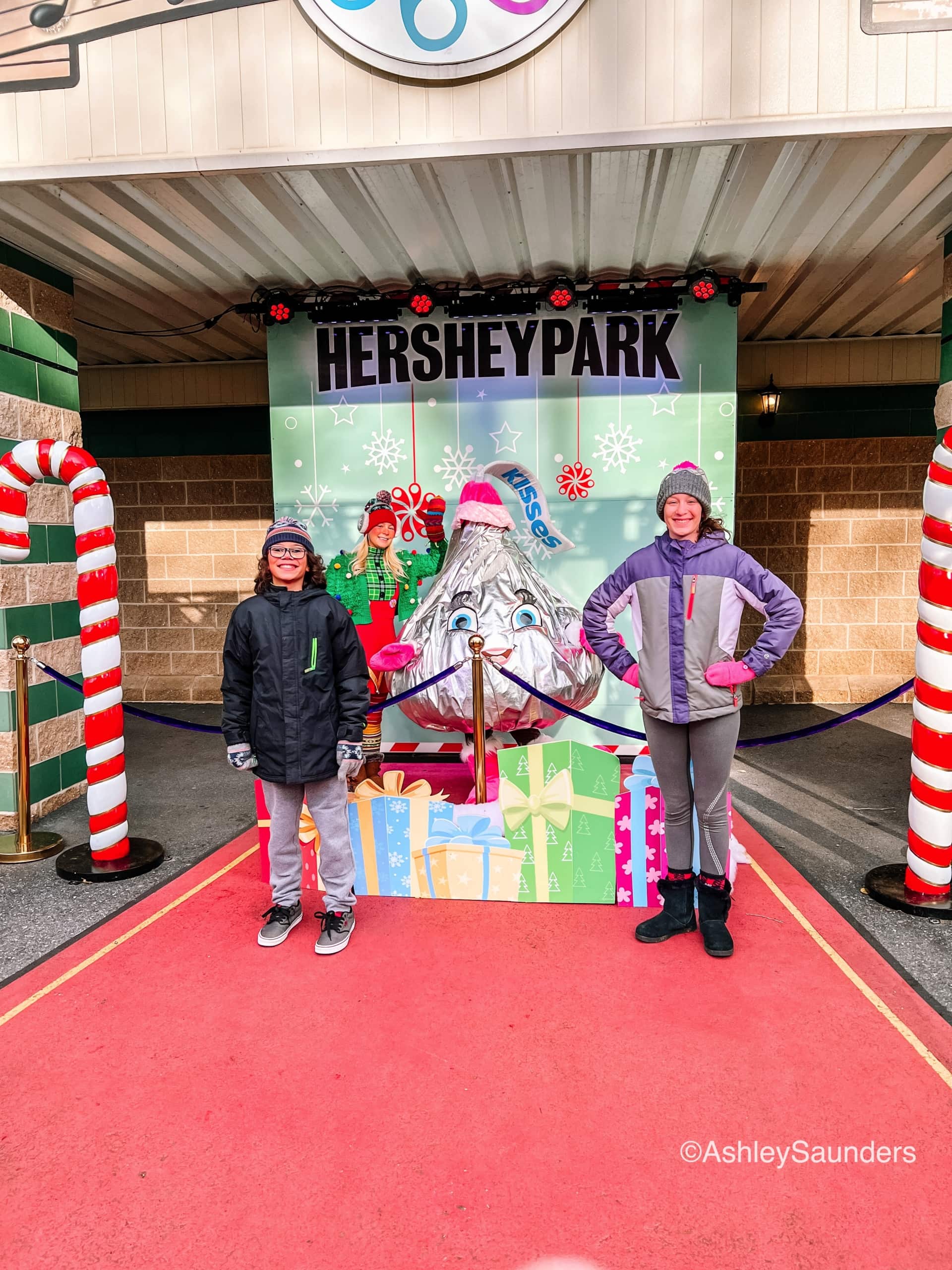 hersheypark christmas candylane characters