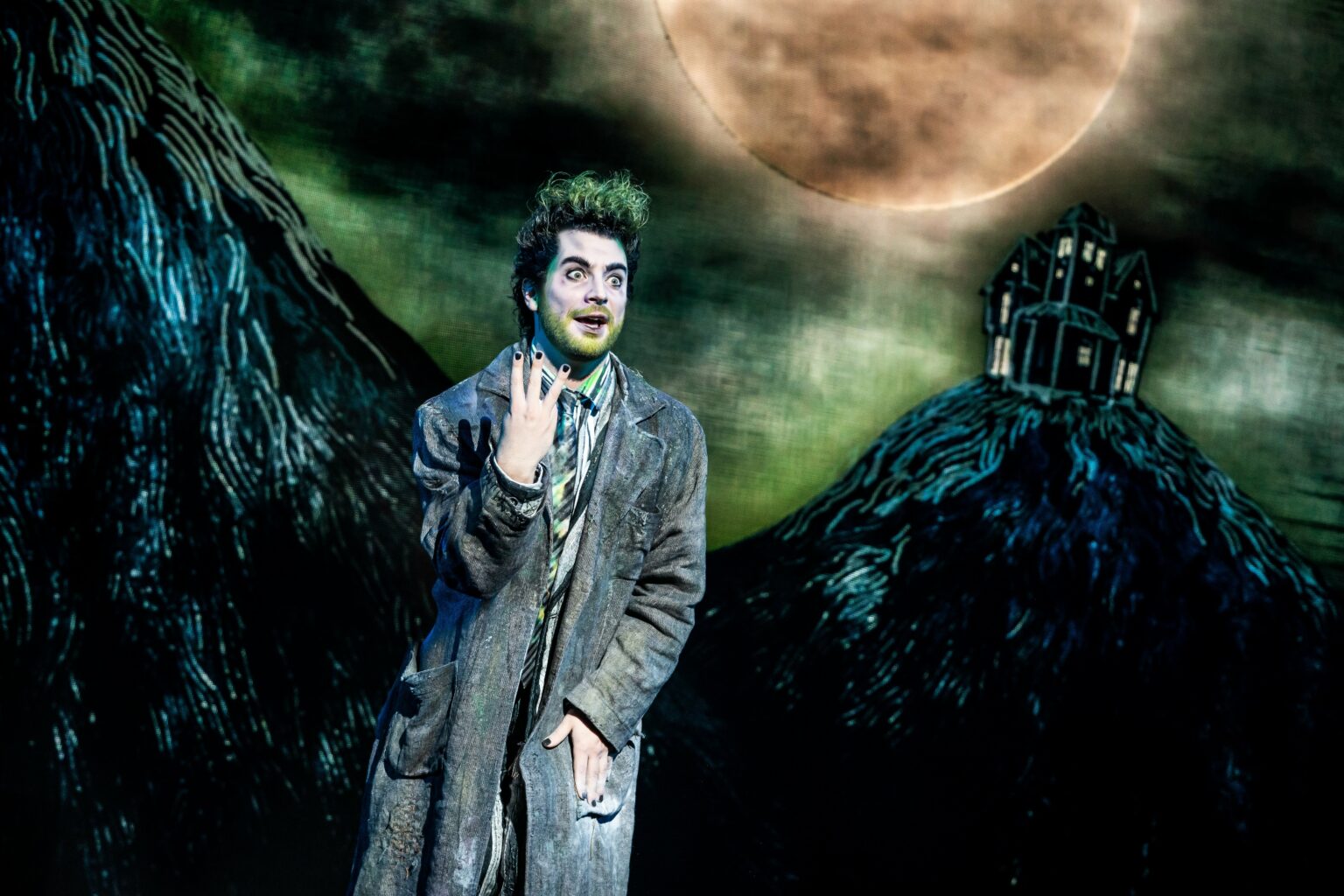 Beetlejuice The Musical Review A Wicked Delight At The National Theatre